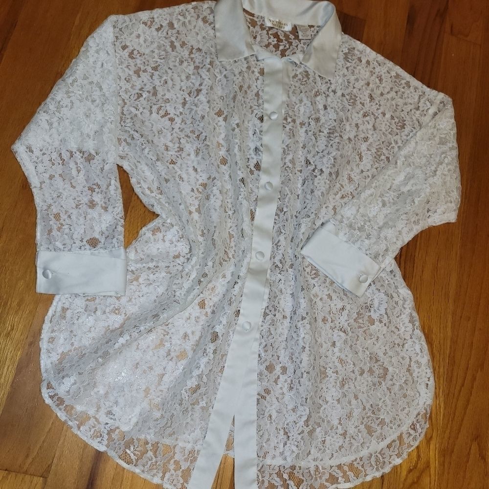 Vintage Gold Label Victoria's Secret White Lace Bridal Nightgown Shirt M/L